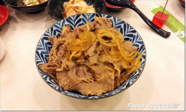 鮮五丼DonMono丼飯專賣店(佳瑪店):【新北市】美味丼飯新開張「鮮五丼DonMono丼飯專賣店」