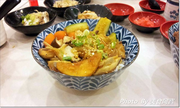 鮮五丼DonMono丼飯專賣店(佳瑪店):【新北市】美味丼飯新開張「鮮五丼DonMono丼飯專賣店」