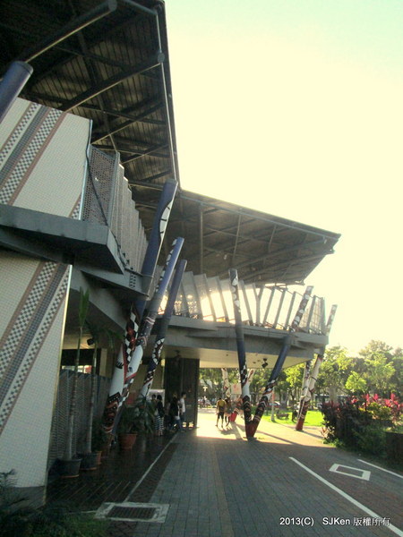 cm20131017___54a680f634283befc252f377b61