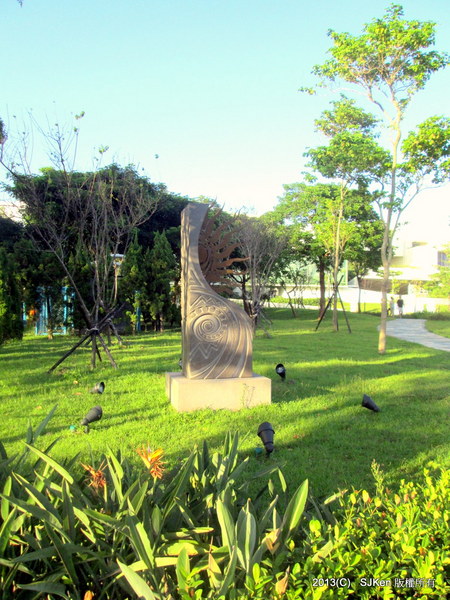 cm20131017___2a48f304bd698147e455f0f4d71