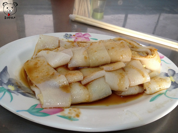 力行早點：宜蘭●宜蘭市-力行早點~河粉蛋餅~便宜又吃得飽的美味蛋餅~=D