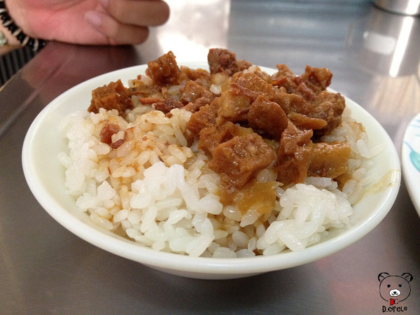 力行早點：宜蘭●宜蘭市-力行早點~河粉蛋餅~便宜又吃得飽的美味蛋餅~=D