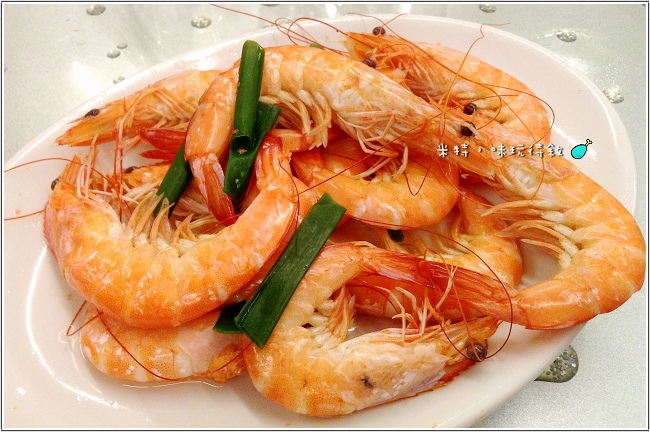 米特,味玩待敘部落格 © MEAT76|2013-07-14|美食記【新北‧萬里】三明美食|龜吼漁港海邊餐廳|便宜新鮮又好吃的海產料理007.jpg