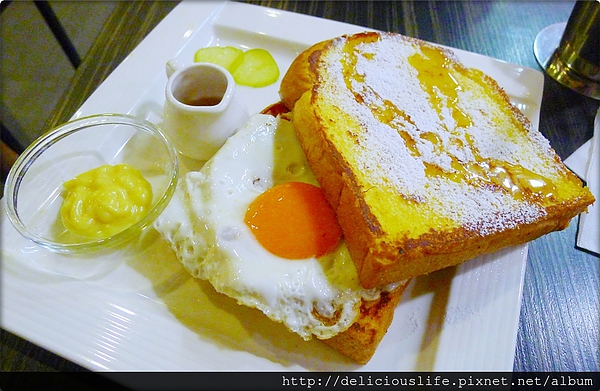 羅浮肉蛋布丁吐司160