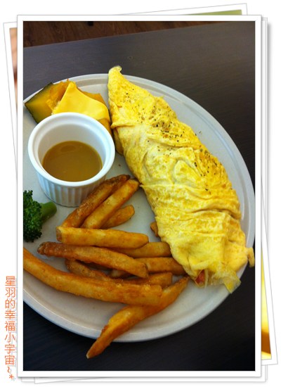 久慶咖啡。早午餐：【星羽愛美食-台中】終於吃到好吃的班尼迪克蛋~久慶早午餐。