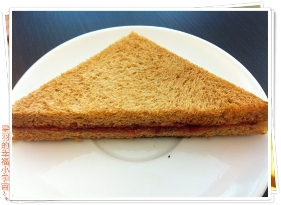 久慶咖啡。早午餐：【星羽愛美食-台中】終於吃到好吃的班尼迪克蛋~久慶早午餐。