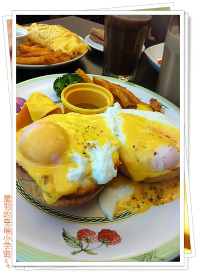 久慶咖啡。早午餐：【星羽愛美食-台中】終於吃到好吃的班尼迪克蛋~久慶早午餐。