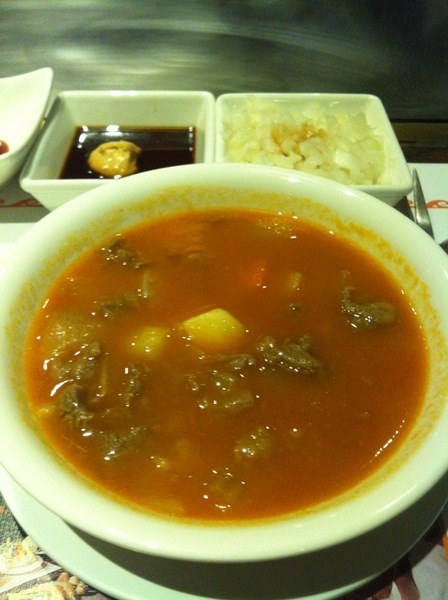 金地氈鐵板燒餐廳：【星羽愛美食-台中】老字號鐵板燒~金地氈鐵板燒