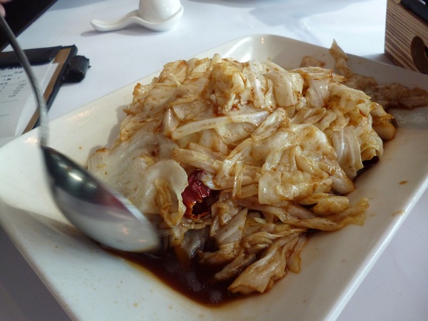 鳥窩窩私房菜(名統百貨店)：蒜泥白肉也能當衣架曬---鳥窩窩私房菜名統百貨店