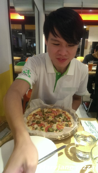 2013.09.03-師大瑪莉珍pizza