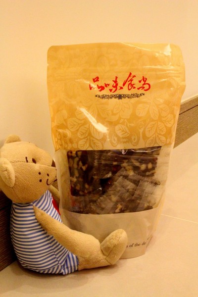 皇家手工棗泥核桃糕:【試吃。網購。豚】皇家手工棗泥核桃糕 拍胸脯保證絕對不黏牙(網購,宅配,手工,可素食,團購熱門商品)