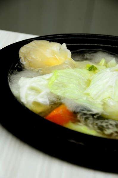 石二鍋(台北家樂福桂林店)：【美食。臺北】就算天氣再熱，秋老虎再威猛，我也要吃！ ❤石二鍋❤