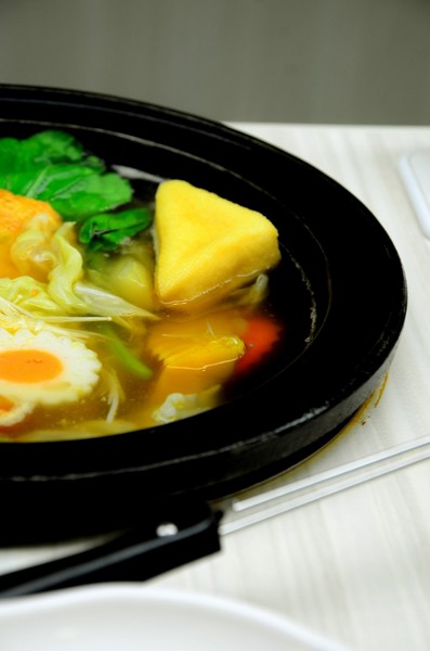 石二鍋(台北家樂福桂林店)：【美食。臺北】就算天氣再熱，秋老虎再威猛，我也要吃！ ❤石二鍋❤