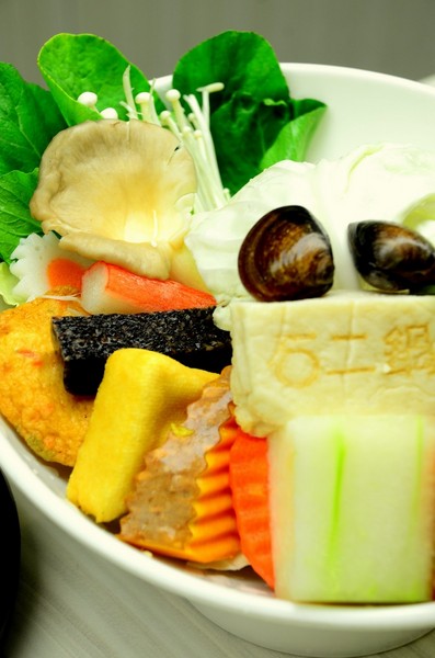 石二鍋(台北家樂福桂林店)：【美食。臺北】就算天氣再熱，秋老虎再威猛，我也要吃！ ❤石二鍋❤