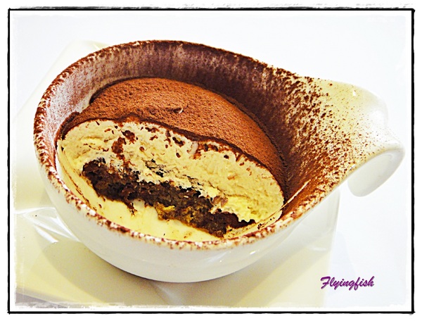 Trattoria Reggiano:✜ 吃它千遍也不厭倦滴創意義式餐桌 -「TR (Trattoria Reggiano) Taiwan」*0* ♪♫ ♩♬ ♥~…