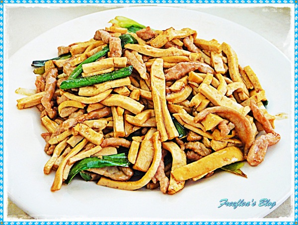 老郭川菜:✜ 伴隨成長、讓人懷念滴中菜好滋味 -「老郭川菜」(≧ω≦)o!!