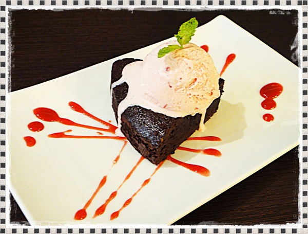 Läbu Café：✜ 口袋不私藏名單:讓人期待滴癒療系開心軽食 -「Labu Cafe」❤～