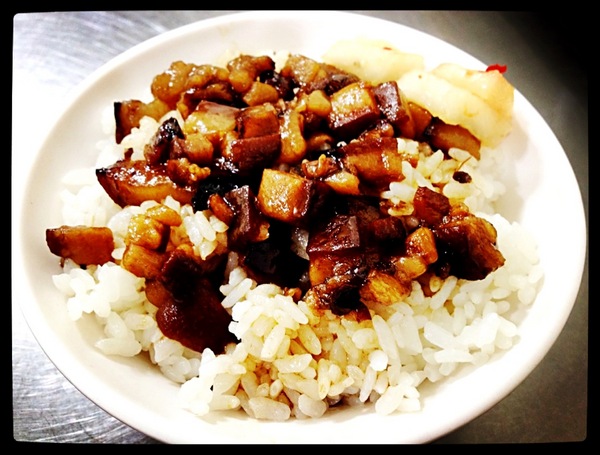 阿華肉羹:【券】阿華肉羹 :美食與健康的經典小吃~雙人餐點免費體驗!