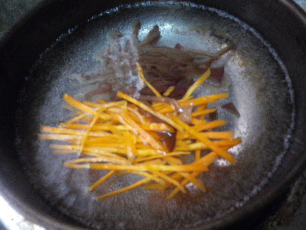 老媽拌麵:【老媽拌麵】-好吃的素食涼麵