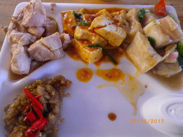 阿粽美味自助餐：忘不了蒜茸辣椒的魔力