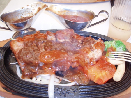 鬥牛士(愛買店)：母親節的饗宴～鬥牛士肋排餐