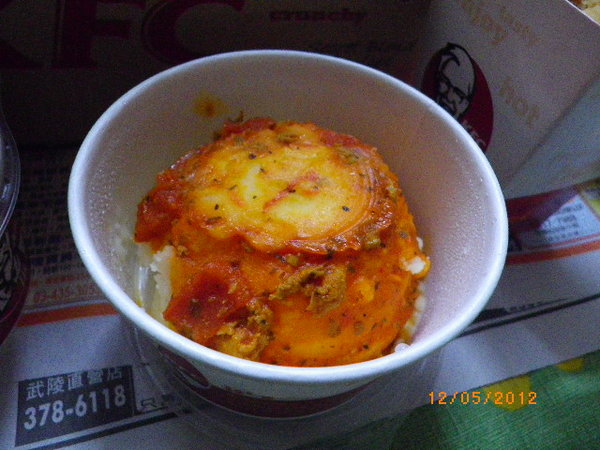 肯德基(中壢中央西)：肯德基美式BBQ豬肋排+多人歡聚餐~歡聚卻不爽