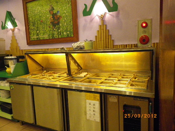 湄南小鎮(中壢店)：吃到飽-泰式熱炒[湄南小鎮]