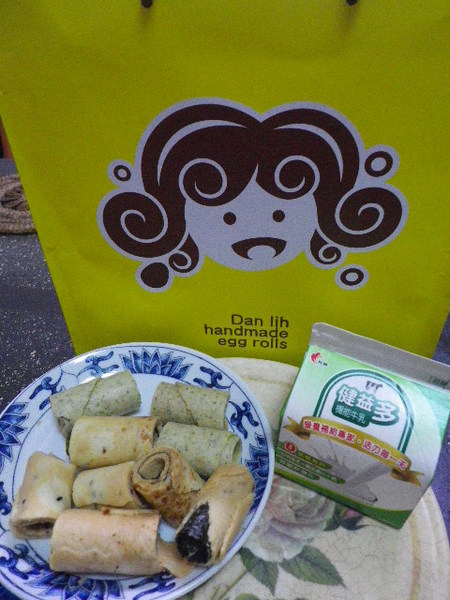 丹莉手作蛋捲:丹莉手作蛋捲˙送禮自用兩相宜