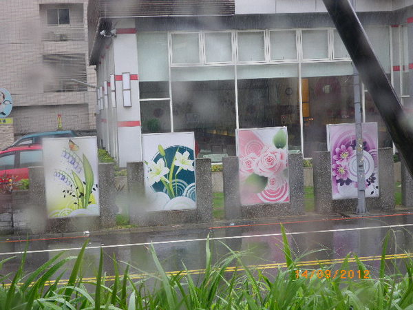 托斯卡尼尼義大利餐廳：團購卷6-再見離別在大雨紛飛的午後-[托斯卡尼尼] 義式情調餐聚