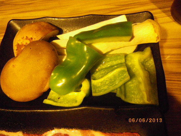 田季發爺燒肉(中壢店):『田季發爺燒肉』「燒肉」與「生蠔」吃到飽