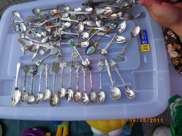 天母廣場：好康集中營[天母廣場-跳蚤市場]