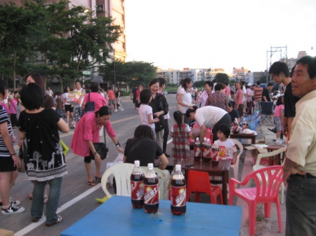 陸光新城【跳蚤市場】賀新春:陸光新城B區~月光晚會