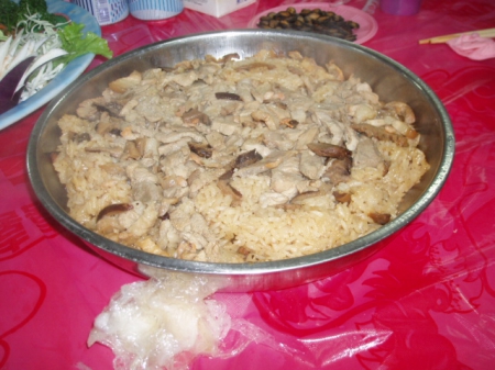 阿忠外燴：陸光新城B區歲末團聚～品質有夠差