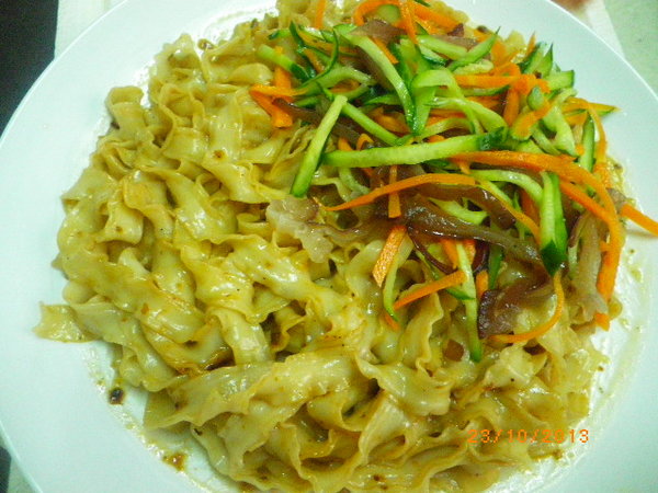 老媽拌麵:【老媽拌麵】-好吃的素食涼麵