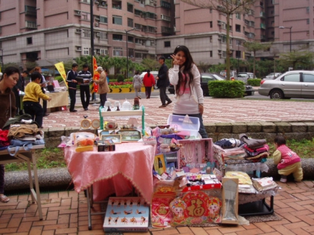 陸光新城【跳蚤市場】賀新春：陸光新城【跳蚤市場】賀新春