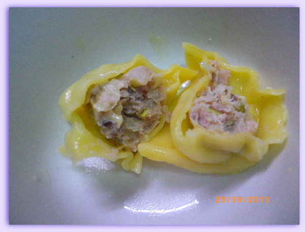 有食候：有食候-藍帶金水餃-[高麗菜黑木耳] 湯餃~快速上菜囉!