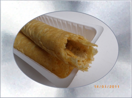 勤億手工蛋捲：手工肉鬆蛋捲～勤億蛋品˙不錯