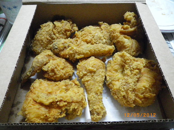 肯德基(中壢中央西)：肯德基美式BBQ豬肋排+多人歡聚餐~歡聚卻不爽