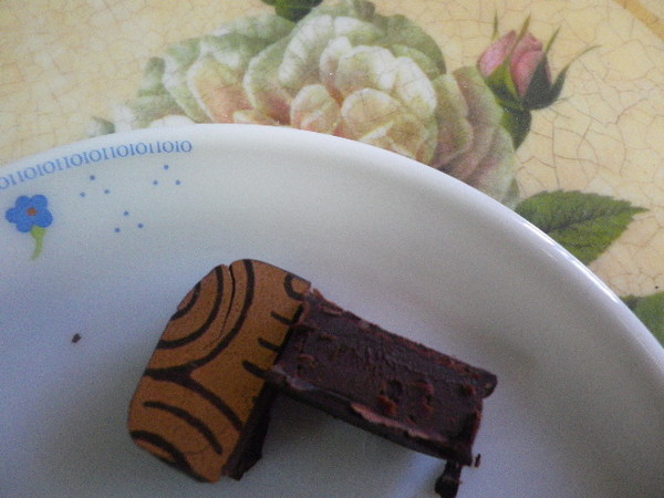 七見櫻堂巧克力甜點專賣店:愛評禮讚˙七見櫻堂巧克力~溫暖我心