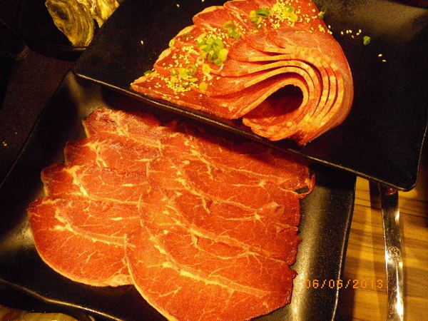 田季發爺燒肉(中壢店):『田季發爺燒肉』「燒肉」與「生蠔」吃到飽