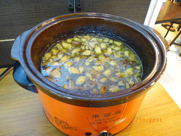 小肥羊專業羊肉:慶生挑選小肥羊.85度C的蛋糕劃下美好句點