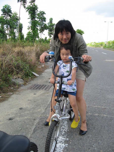 橋頭糖廠單車步道：十里單騎[橋頭糖廠]鄉間行