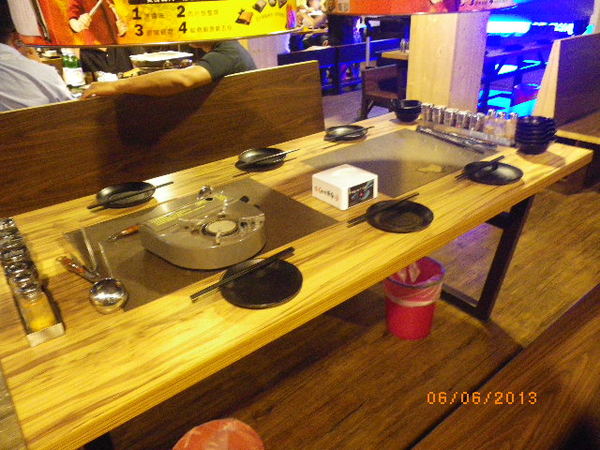 田季發爺燒肉(中壢店):『田季發爺燒肉』「燒肉」與「生蠔」吃到飽