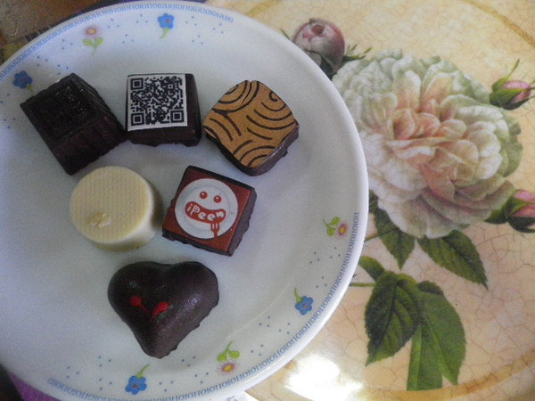 七見櫻堂巧克力甜點專賣店:愛評禮讚˙七見櫻堂巧克力~溫暖我心