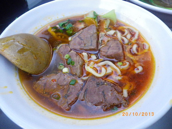 神仙川味牛肉麵(延吉店):【神仙川味牛肉麵】辣得剛剛好