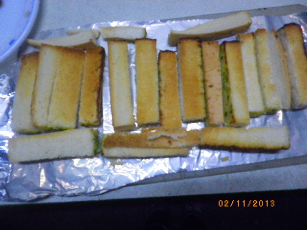 禾馬烘焙:酥脆爽口的蒜香條˙一口接一口捨不得罷休