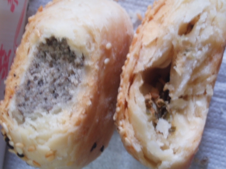 永和上海蟹殼黃：[永和蟹殼黃]只有芝麻香