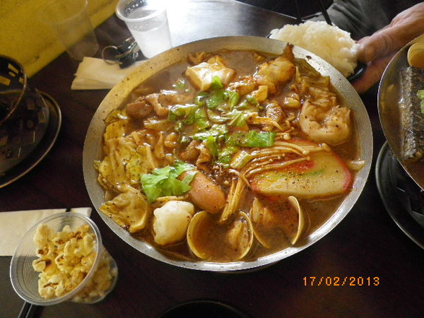 麻豆子健康湯鍋(中原店)：麻豆子健康湯鍋