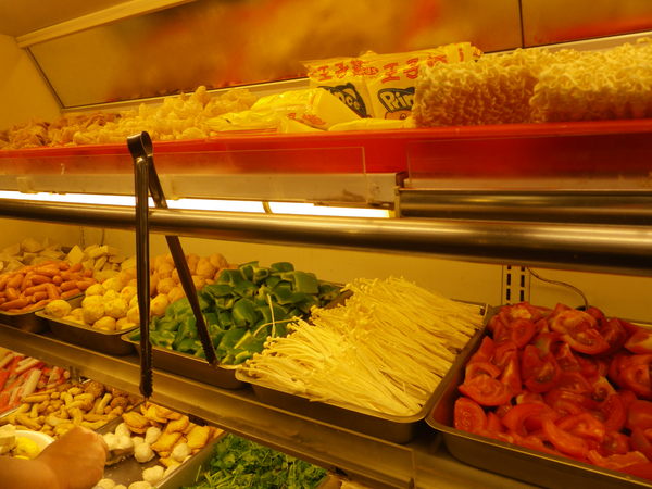 正老林羊肉爐(中壢店):羊肉爐吃到飽˙排隊人潮越冷越夯