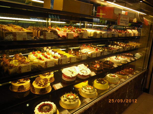 85度C咖啡蛋糕烘焙專賣店(內壢中華店)：85度C的可口夜消˙兌換卷的免費招待